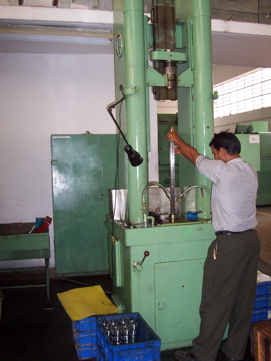 Broaching station — Klink · Stanko.